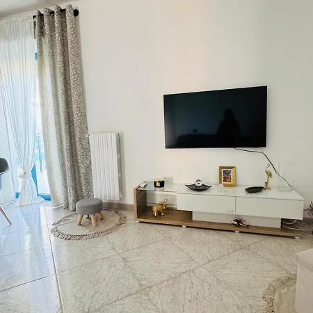 Gin House Seaview Apartmán