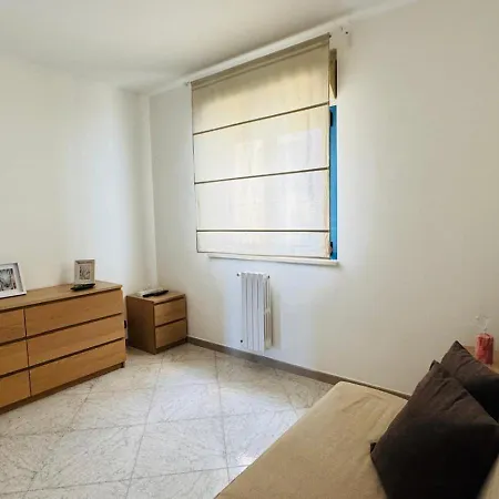 Gin House Seaview Bari