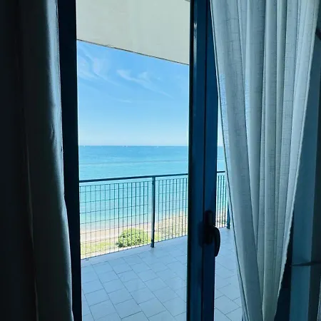 Gin House Seaview Apartmán